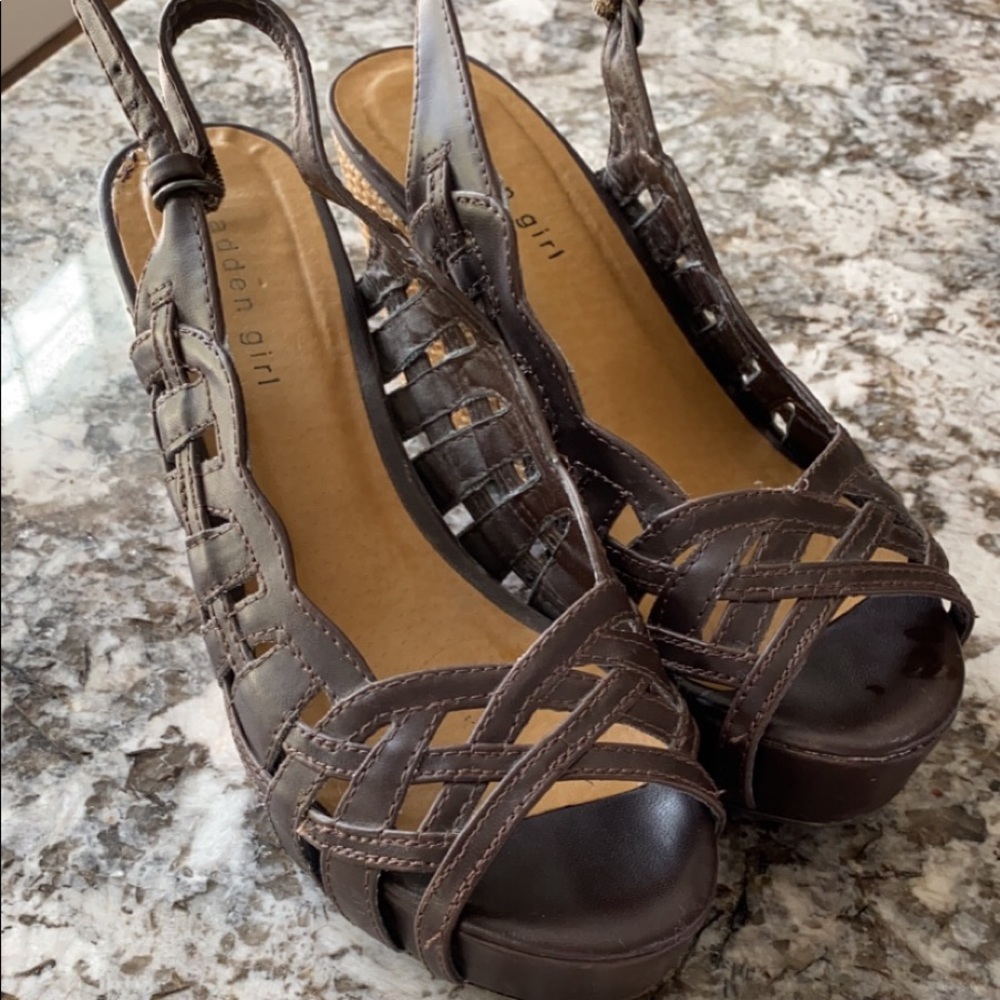 Madden Girl Brown Wedges size 7